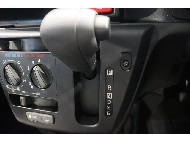 ミライース Ｌ　ＳＡＩＩＩ　ドライブレコーダー　バックカメラ　ナビ　ＴＶ　クリアランスソナー　衝突被害軽減システム　オートマチックハイビーム　キーレスエントリー　アイドリングストップ　ＣＶＴ　盗難防止システム　ＡＢＳ　ＥＳＣ（6枚目）