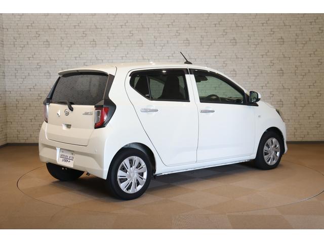 ミライース Ｘ　リミテッドＳＡＩＩＩ　バックカメラ　クリアランスソナー　衝突被害軽減システム　オートマチックハイビーム　ＬＥＤヘッドランプ　アイドリングストップ　ＣＶＴ　盗難防止システム　ＡＢＳ　ＥＳＣ　ＣＤ　ＵＳＢ　衝突安全ボディ（15枚目）