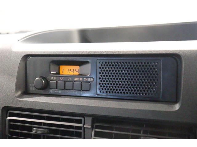 ハイゼットカーゴ ＤＸ　ＣＶＴ　衝突被害軽減システム　クリアランスソナー　両側スライドドア　アイドリングストップ　ＥＳＣ　エアコン　パワーウィンドウ　運転席エアバッグ　助手席エアバッグ（3枚目）