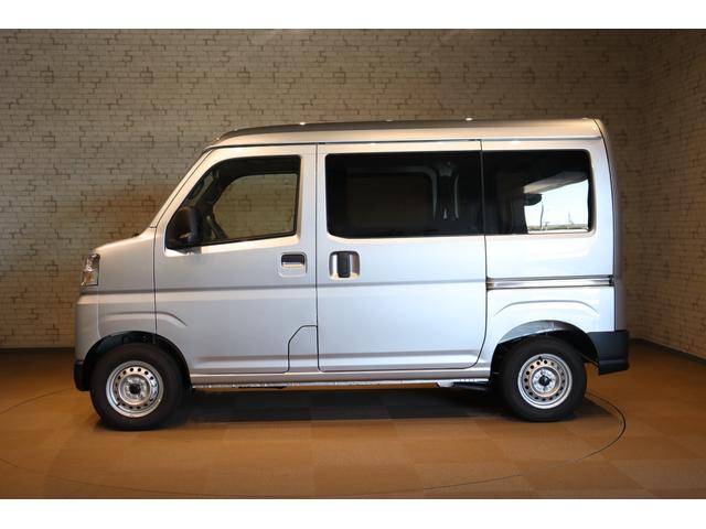 ハイゼットカーゴ ＤＸ　ＣＶＴ　衝突被害軽減システム　クリアランスソナー　両側スライドドア　アイドリングストップ　ＥＳＣ　エアコン　パワーウィンドウ　運転席エアバッグ　助手席エアバッグ（13枚目）