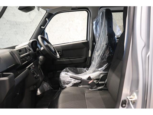 ハイゼットカーゴ ＤＸ　ＣＶＴ　衝突被害軽減システム　クリアランスソナー　両側スライドドア　アイドリングストップ　ＥＳＣ　エアコン　パワーウィンドウ　運転席エアバッグ　助手席エアバッグ（26枚目）