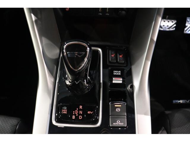 エクリプスクロスPHEV P 4WD 全周囲カメラ クリアランスソナー クルーズコントロール レーンアシスト パワーシート 衝突被害軽減システム ナビ TV オートマチックハイビーム オートライト LEDヘッドランプ(11枚目)