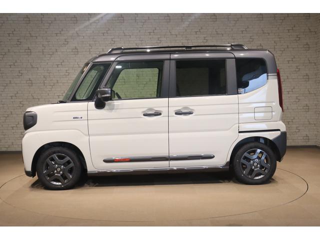 スペーシアギア ハイブリッドＸＺ　ターボ　全周囲カメラ　両側電動スライドドア　ナビ　ＴＶ　クリアランスソナー　オートクルーズコントロール　レーンアシスト　衝突被害軽減システム　ＬＥＤヘッドランプ　ヘッドライトウォッシャー　スマートキー（18枚目）