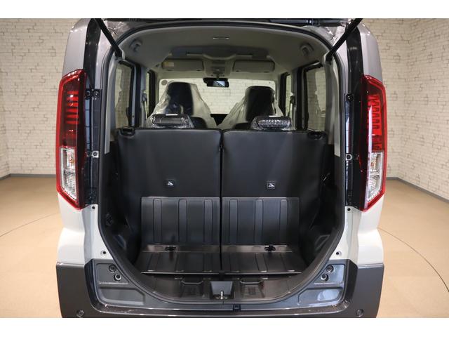 スペーシアギア ハイブリッドＸＺ　ターボ　全周囲カメラ　両側電動スライドドア　ナビ　ＴＶ　クリアランスソナー　オートクルーズコントロール　レーンアシスト　衝突被害軽減システム　ＬＥＤヘッドランプ　ヘッドライトウォッシャー　スマートキー（19枚目）