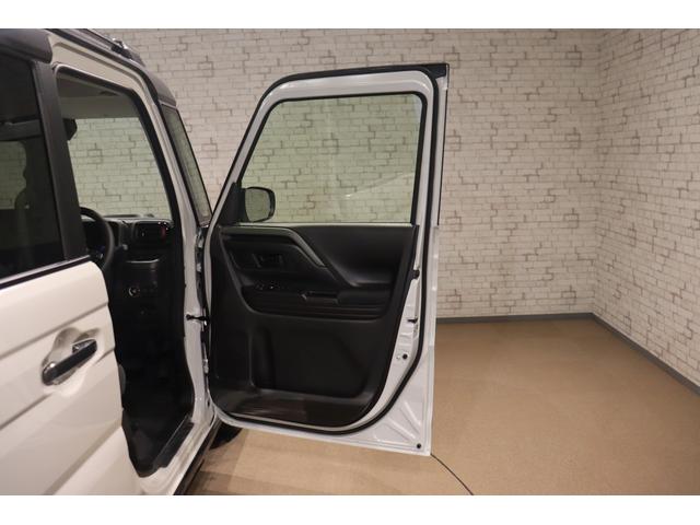 スペーシアギア ハイブリッドＸＺ　ターボ　全周囲カメラ　両側電動スライドドア　ナビ　ＴＶ　クリアランスソナー　オートクルーズコントロール　レーンアシスト　衝突被害軽減システム　ＬＥＤヘッドランプ　ヘッドライトウォッシャー　スマートキー（31枚目）