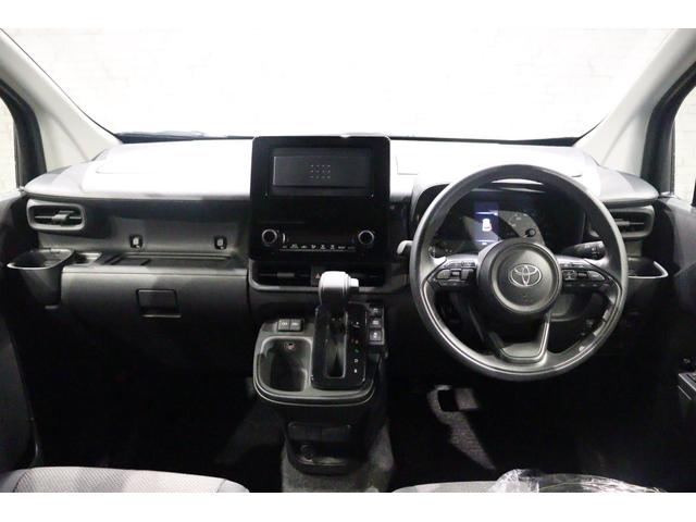 シエンタ ハイブリッドX クリアランスソナー オートクルーズコントロール レーンアシスト 衝突被害軽減システム 両側スライド・片側電動 オートマチックハイビーム オートライト LEDヘッドランプ スマートキー 3列シート(2枚目)