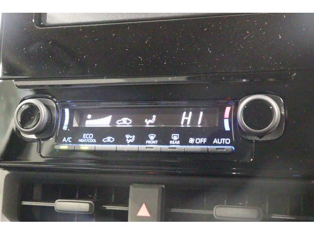 シエンタ ハイブリッドX クリアランスソナー オートクルーズコントロール レーンアシスト 衝突被害軽減システム 両側スライド・片側電動 オートマチックハイビーム オートライト LEDヘッドランプ スマートキー 3列シート(4枚目)