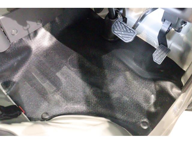 キャリイトラック KCエアコン・パワステ 4WD セーフティサポート非装着車 AT クリアランスソナー アイドリングストップ ESC エアコン(8枚目)