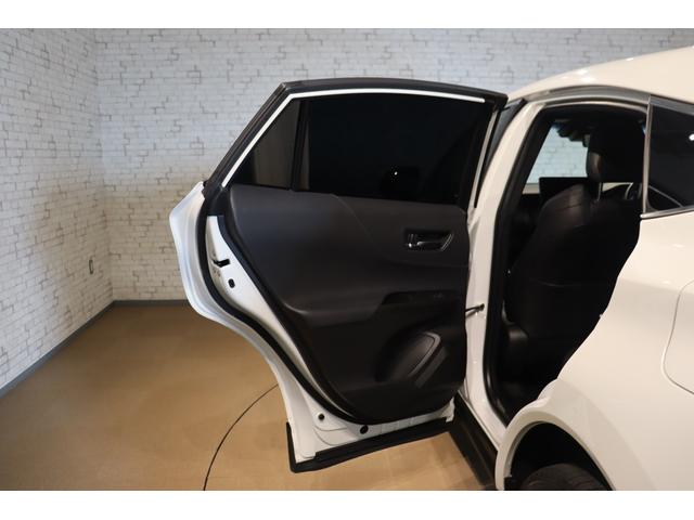 ハリアーハイブリッド Ｚ　レザーパッケージ　全周囲カメラ　オートクルーズコントロール　レーンアシスト　パワーシート　衝突被害軽減システム　サンルーフ　ナビ　ＴＶ　オートマチックハイビーム　ＬＥＤヘッドランプ　電動リアゲート　アルミホイール（30枚目）