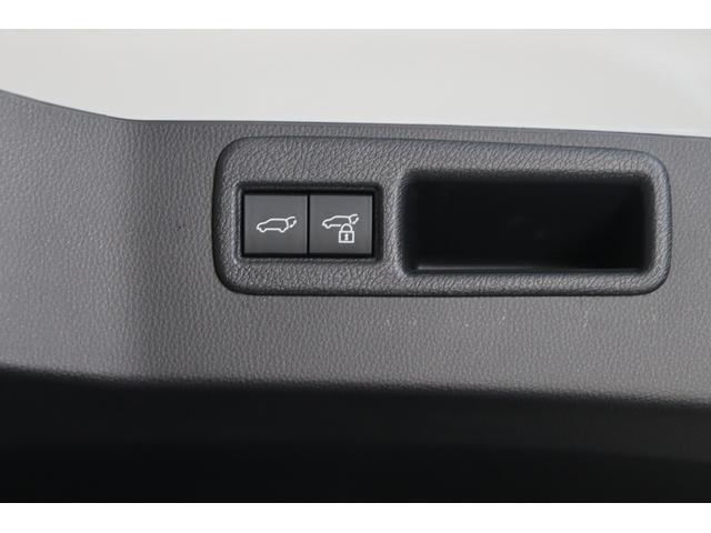 ハリアーハイブリッド Ｚ　レザーパッケージ　全周囲カメラ　オートクルーズコントロール　レーンアシスト　パワーシート　衝突被害軽減システム　サンルーフ　ナビ　ＴＶ　オートマチックハイビーム　ＬＥＤヘッドランプ　電動リアゲート　アルミホイール（36枚目）