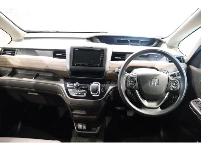 フリードハイブリッド ハイブリッド・Ｇホンダセンシング　ドライブレコーダー　ＥＴＣ　バックカメラ　ナビ　ＴＶ　オートクルーズコントロール　レーンアシスト　衝突被害軽減システム　両側電動スライドドア　オートライト　ＬＥＤヘッドランプ　スマートキー（2枚目）