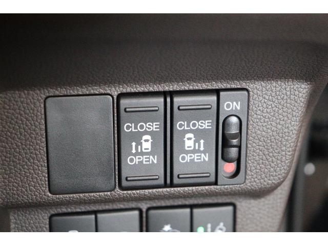 フリードハイブリッド ハイブリッド・Ｇホンダセンシング　ドライブレコーダー　ＥＴＣ　バックカメラ　ナビ　ＴＶ　オートクルーズコントロール　レーンアシスト　衝突被害軽減システム　両側電動スライドドア　オートライト　ＬＥＤヘッドランプ　スマートキー（11枚目）