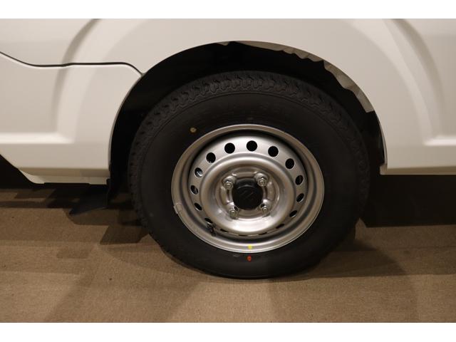 キャリイトラック KCエアコン・パワステ 4WD 軽トラック MT 衝突被害軽減システム クリアランスソナー レーンアシスト アイドリングストップ オートライト ESC エアコン パワーステアリング パワーウィンドウ 運転席エアバッグ(20枚目)