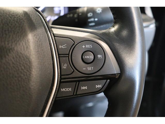 ハリアー Ｚ　レザーパッケージ　全周囲カメラ　クリアランスソナー　クルーズコントロール　レーンアシスト　パワーシート　衝突被害軽減システム　ナビ　オートマチックハイビーム　オートライト　ＬＥＤヘッドランプ　電動リアゲート（4枚目）