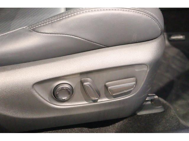 ハリアー Ｚ　レザーパッケージ　全周囲カメラ　クリアランスソナー　クルーズコントロール　レーンアシスト　パワーシート　衝突被害軽減システム　ナビ　オートマチックハイビーム　オートライト　ＬＥＤヘッドランプ　電動リアゲート（30枚目）