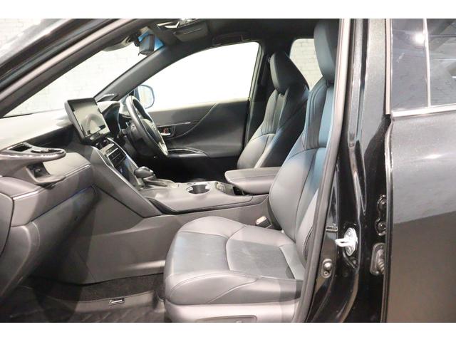 ハリアー Ｚ　レザーパッケージ　全周囲カメラ　クリアランスソナー　クルーズコントロール　レーンアシスト　パワーシート　衝突被害軽減システム　ナビ　オートマチックハイビーム　オートライト　ＬＥＤヘッドランプ　電動リアゲート（33枚目）