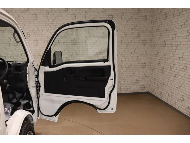 ハイゼットトラック スタンダード　４ＷＤ　ＡＴ　衝突被害軽減システム　クリアランスソナー　アイドリングストップ　ＥＳＣ　エアコン　運転席エアバッグ（9枚目）