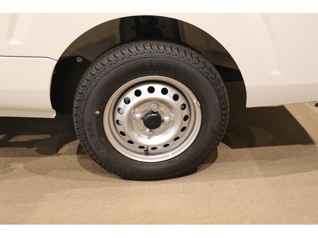ハイゼットトラック スタンダード　４ＷＤ　ＡＴ　衝突被害軽減システム　クリアランスソナー　アイドリングストップ　ＥＳＣ　エアコン　運転席エアバッグ（18枚目）
