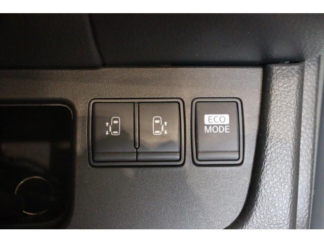 セレナ ハイウェイスター　Ｓ－ハイブリッド　ドライブレコーダー　ＥＴＣ　バックカメラ　ナビ　ＴＶ　クルーズコントロール　両側電動スライドドア　スマートキー　後席モニター　３列シート　ＣＶＴ　アルミホイール　ＣＤ　ＤＶＤ再生　ＵＳＢ（9枚目）