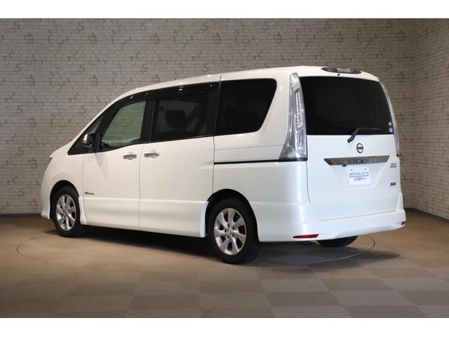 セレナ ハイウェイスター　Ｓ－ハイブリッド　ドライブレコーダー　ＥＴＣ　バックカメラ　ナビ　ＴＶ　クルーズコントロール　両側電動スライドドア　スマートキー　後席モニター　３列シート　ＣＶＴ　アルミホイール　ＣＤ　ＤＶＤ再生　ＵＳＢ（17枚目）