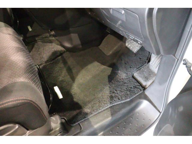 セレナ ハイウェイスター　Ｓ－ハイブリッド　ドライブレコーダー　ＥＴＣ　バックカメラ　ナビ　ＴＶ　クルーズコントロール　両側電動スライドドア　スマートキー　後席モニター　３列シート　ＣＶＴ　アルミホイール　ＣＤ　ＤＶＤ再生　ＵＳＢ（27枚目）