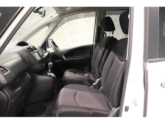 セレナ ハイウェイスター　Ｓ－ハイブリッド　ドライブレコーダー　ＥＴＣ　バックカメラ　ナビ　ＴＶ　クルーズコントロール　両側電動スライドドア　スマートキー　後席モニター　３列シート　ＣＶＴ　アルミホイール　ＣＤ　ＤＶＤ再生　ＵＳＢ（30枚目）