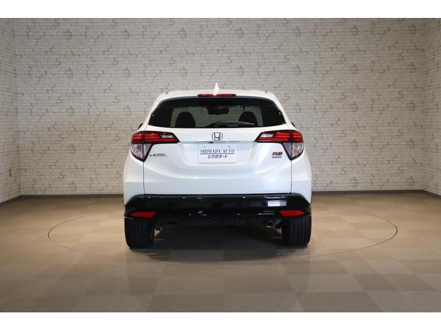 ヴェゼル ハイブリッドＲＳ・ホンダセンシング　ドライブレコーダー　ＥＴＣ　バックカメラ　クルーズコントロール　レーンアシスト　衝突被害軽減システム　ナビ　ＴＶ　オートライト　ＬＥＤヘッドランプ　アルミホイール　スマートキー　電動格納ミラー（17枚目）