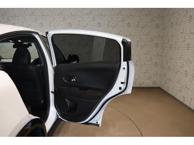 ヴェゼル ハイブリッドＲＳ・ホンダセンシング　ドライブレコーダー　ＥＴＣ　バックカメラ　クルーズコントロール　レーンアシスト　衝突被害軽減システム　ナビ　ＴＶ　オートライト　ＬＥＤヘッドランプ　アルミホイール　スマートキー　電動格納ミラー（25枚目）