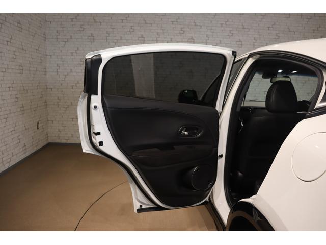 ヴェゼル ハイブリッドＲＳ・ホンダセンシング　ドライブレコーダー　ＥＴＣ　バックカメラ　クルーズコントロール　レーンアシスト　衝突被害軽減システム　ナビ　ＴＶ　オートライト　ＬＥＤヘッドランプ　アルミホイール　スマートキー　電動格納ミラー（30枚目）