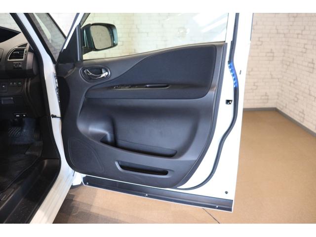 セレナ ハイウェイスター　Ｖセレ＋セーフティＩＩ　ＳＨＶ　ドライブレコーダー　ＥＴＣ　全周囲カメラ　ナビ　クリアランスソナー　クルーズコントロール　レーンアシスト　衝突被害軽減システム　両側電動スライドドア　ＬＥＤヘッドランプ　スマートキー（22枚目）