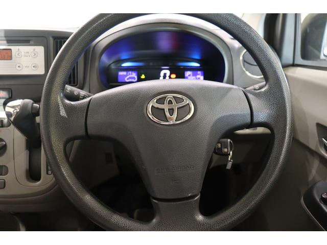 ピクシスエポック Ｘ　キーレスエントリー　アイドリングストップ　ＣＶＴ　盗難防止システム　ＡＢＳ　ＣＤ　ミュージックプレイヤー接続可　衝突安全ボディ　エアコン　パワーステアリング　パワーウィンドウ　運転席エアバッグ（3枚目）