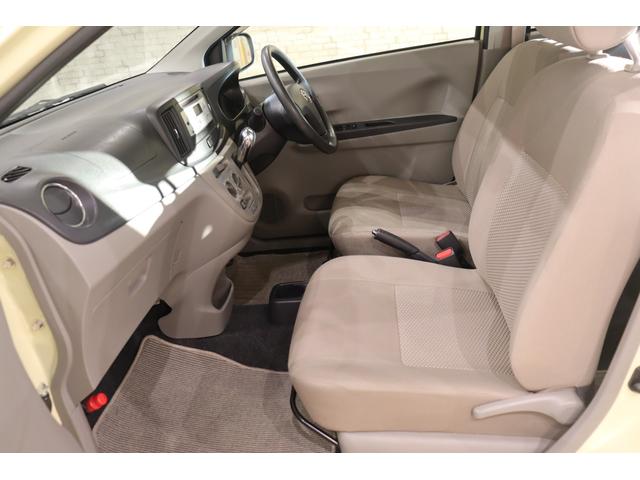 ピクシスエポック Ｘ　キーレスエントリー　アイドリングストップ　ＣＶＴ　盗難防止システム　ＡＢＳ　ＣＤ　ミュージックプレイヤー接続可　衝突安全ボディ　エアコン　パワーステアリング　パワーウィンドウ　運転席エアバッグ（11枚目）