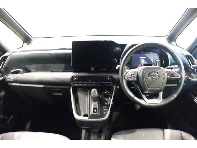 ノア ハイブリッドＳ－Ｚ　ドライブレコーダー　全周囲カメラ　ナビ　ＴＶ　クルーズコントロール　レーンアシスト　パークアシスト　衝突被害軽減システム　両側スライドドア　オートマチックハイビーム　ＬＥＤヘッドランプ（2枚目）