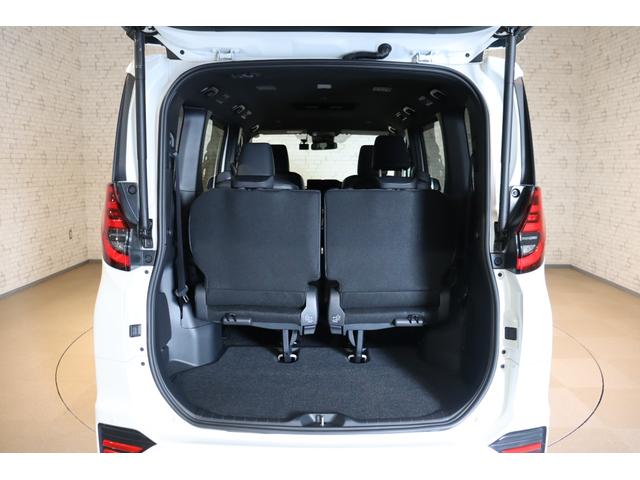 ノア ハイブリッドＳ－Ｚ　ドライブレコーダー　全周囲カメラ　ナビ　ＴＶ　クルーズコントロール　レーンアシスト　パークアシスト　衝突被害軽減システム　両側スライドドア　オートマチックハイビーム　ＬＥＤヘッドランプ（19枚目）