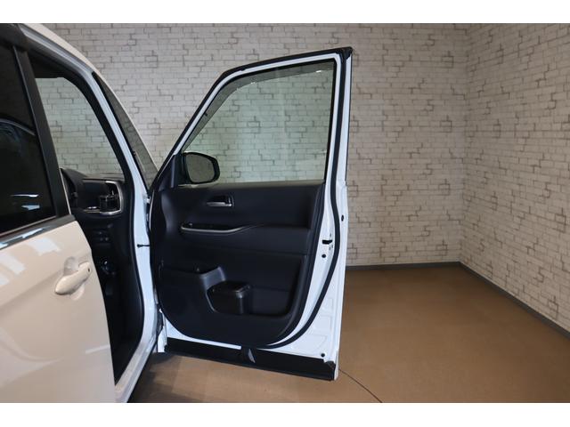 ノア ハイブリッドＳ－Ｚ　ドライブレコーダー　全周囲カメラ　ナビ　ＴＶ　クルーズコントロール　レーンアシスト　パークアシスト　衝突被害軽減システム　両側スライドドア　オートマチックハイビーム　ＬＥＤヘッドランプ（27枚目）