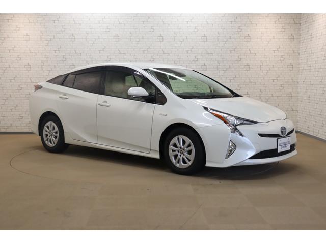 プリウス Sセーフティプラス ETC クリアランスソナー レーンアシスト クルーズコントロール パークアシスト 衝突被害軽減システム バックカメラ ナビ TV アルミホイール オートマチックハイビーム LEDヘッドランプ(13枚目)