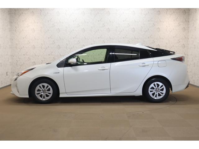 プリウス Sセーフティプラス ETC クリアランスソナー レーンアシスト クルーズコントロール パークアシスト 衝突被害軽減システム バックカメラ ナビ TV アルミホイール オートマチックハイビーム LEDヘッドランプ(15枚目)