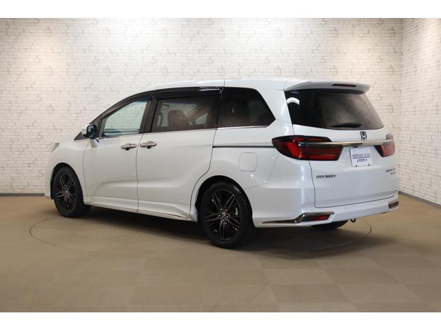 オデッセイハイブリッド ｅ：ＨＥＶアブソルート・ＥＸ　ハイブリッド　ドライブレコーダー　全周囲カメラ　ナビ　ＴＶ　両側電動スライドドア　クリアランスソナー　クルーズコントロール　レーンアシスト　パークアシスト　衝突被害軽減システム　オートライト（18枚目）