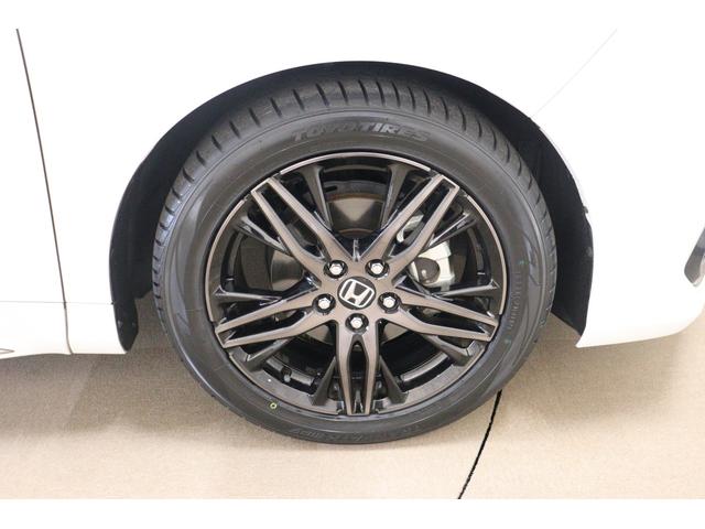 オデッセイハイブリッド ｅ：ＨＥＶアブソルート・ＥＸ　ハイブリッド　ドライブレコーダー　全周囲カメラ　ナビ　ＴＶ　両側電動スライドドア　クリアランスソナー　クルーズコントロール　レーンアシスト　パークアシスト　衝突被害軽減システム　オートライト（26枚目）