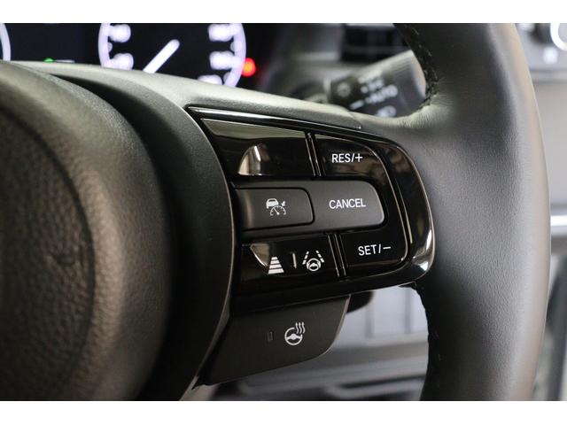 ヴェゼル ｅ：ＨＥＶ　Ｚ　バックカメラ　クリアランスソナー　クルーズコントロール　レーンアシスト　衝突被害軽減システム　ナビ　ＴＶ　オートライト　ＬＥＤヘッドランプ　電動リアゲート　アルミホイール　スマートキー（11枚目）