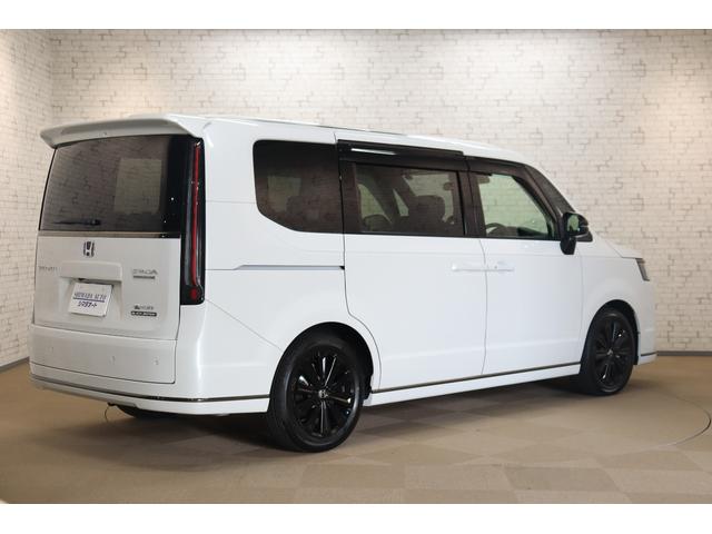 ステップワゴン eHEVスパーダプレミアムラインブラックエディション ドライブレコーダー ETC 全周囲カメラ ナビ TV クリアランスソナー オートクルーズコントロール レーンアシスト 衝突被害軽減システム 両側電動スライドドア オートライト LEDヘッドランプ(14枚目)