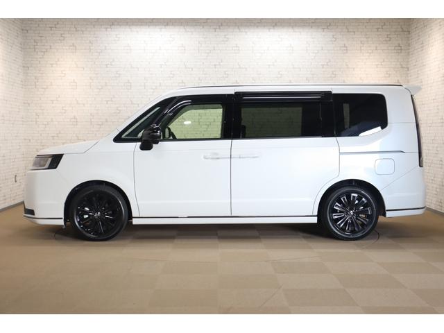 ステップワゴン eHEVスパーダプレミアムラインブラックエディション ドライブレコーダー ETC 全周囲カメラ ナビ TV クリアランスソナー オートクルーズコントロール レーンアシスト 衝突被害軽減システム 両側電動スライドドア オートライト LEDヘッドランプ(17枚目)