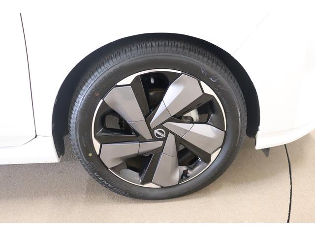 オーラ Ｇ　ＥＴＣ　全周囲カメラ　ナビ　ＴＶ　クリアランスソナー　衝突被害軽減システム　アルミホイール　ＬＥＤヘッドランプ　スマートキー　アイドリングストップ　ＣＶＴ　盗難防止システム　衝突安全ボディ　ＡＢＳ（20枚目）