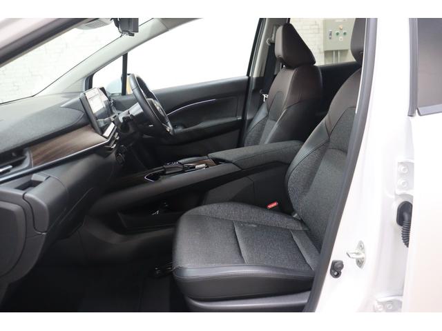 オーラ Ｇ　ＥＴＣ　全周囲カメラ　ナビ　ＴＶ　クリアランスソナー　衝突被害軽減システム　アルミホイール　ＬＥＤヘッドランプ　スマートキー　アイドリングストップ　ＣＶＴ　盗難防止システム　衝突安全ボディ　ＡＢＳ（26枚目）