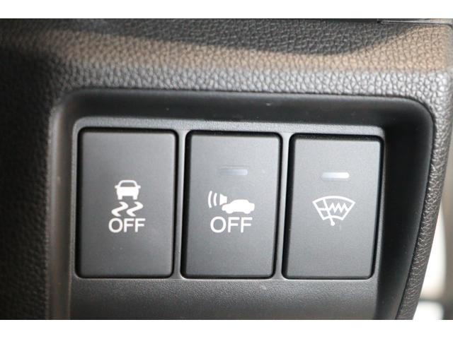 グレイス ハイブリッドＥＸ　ＥＴＣ　オートクルーズコントロール　衝突被害軽減システム　バックカメラ　ナビ　ＴＶ　アルミホイール　オートライト　ＬＥＤヘッドランプ　ＡＴ　シートヒーター　スマートキー　盗難防止システム　ＣＤ（9枚目）