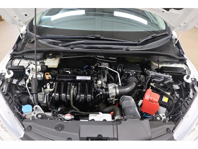 グレイス ハイブリッドＥＸ　ＥＴＣ　オートクルーズコントロール　衝突被害軽減システム　バックカメラ　ナビ　ＴＶ　アルミホイール　オートライト　ＬＥＤヘッドランプ　ＡＴ　シートヒーター　スマートキー　盗難防止システム　ＣＤ（19枚目）