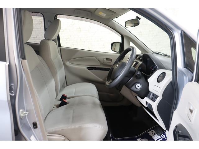 デイズ J ナビ TV キーレスエントリー 電動格納ミラー ベンチシート CVT ABS CD USB ミュージックプレイヤー接続可 衝突安全ボディ エアコン パワーステアリング パワーウィンドウ(9枚目)