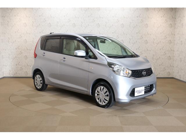 デイズ J ナビ TV キーレスエントリー 電動格納ミラー ベンチシート CVT ABS CD USB ミュージックプレイヤー接続可 衝突安全ボディ エアコン パワーステアリング パワーウィンドウ(12枚目)