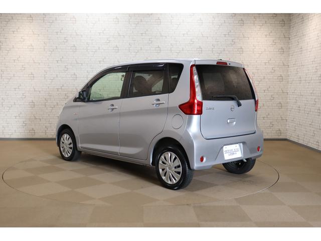 デイズ J ナビ TV キーレスエントリー 電動格納ミラー ベンチシート CVT ABS CD USB ミュージックプレイヤー接続可 衝突安全ボディ エアコン パワーステアリング パワーウィンドウ(16枚目)