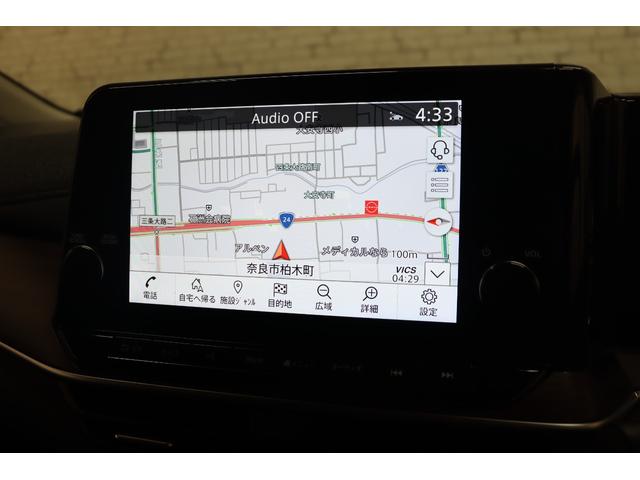 オーラ Ｇ　レザーエディション　全周囲カメラ　ナビ　ＴＶ　クリアランスソナー　クルーズコントロール　衝突被害軽減システム　アルミホイール　ＬＥＤヘッドランプ　スマートキー　ＣＶＴ　盗難防止システム　衝突安全ボディ　ＡＢＳ（4枚目）